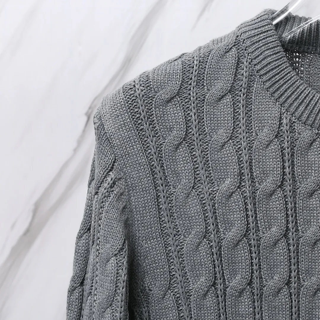 ：M 13（TB ） THOM BROWNE .TBClassic Breathable Same Style ：White/Navy Blue /Gray Size：1/2/3/4